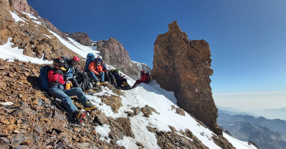 A spectacular rocky rest stop on Aconcagua