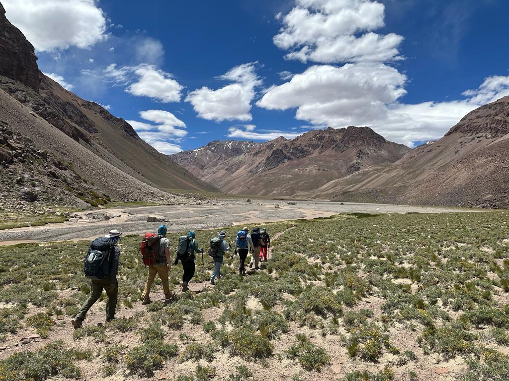 Trekkers on way to Plaza Argentina Base Camp, Aconcagua