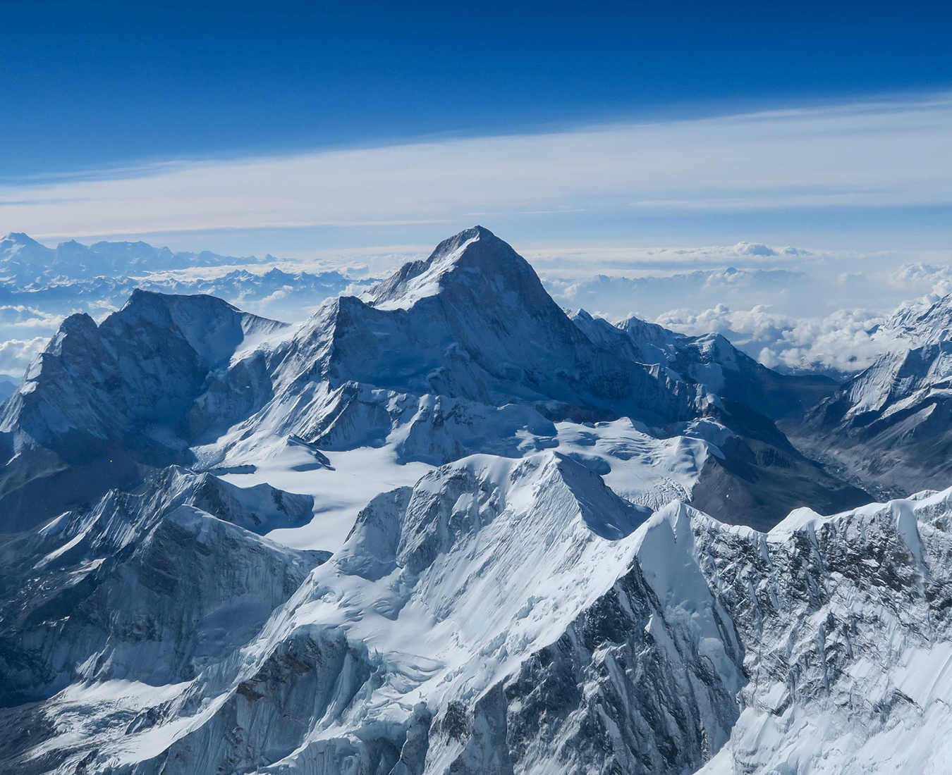 Spectacular views from the summit of Mount Everest.