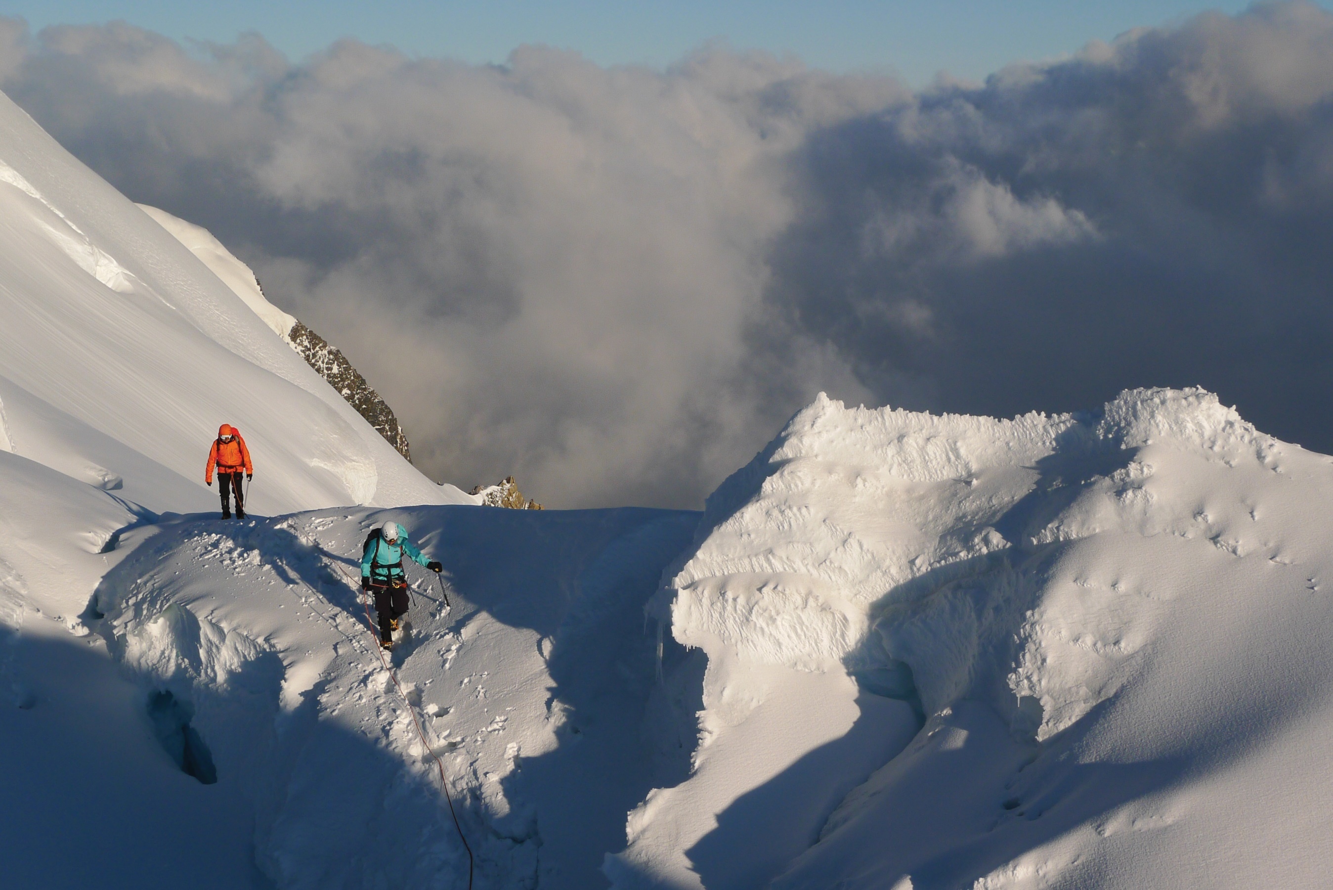 Traversing the glacier climbing Mont Blanc