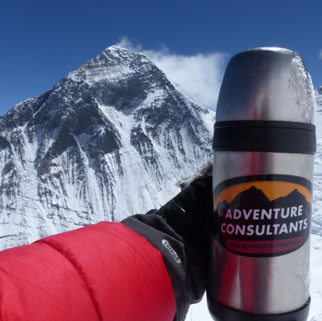 Mt Everest with AC logo on thermos
