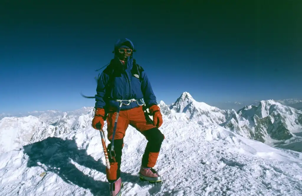 Adventure Consultants expedition photo 5