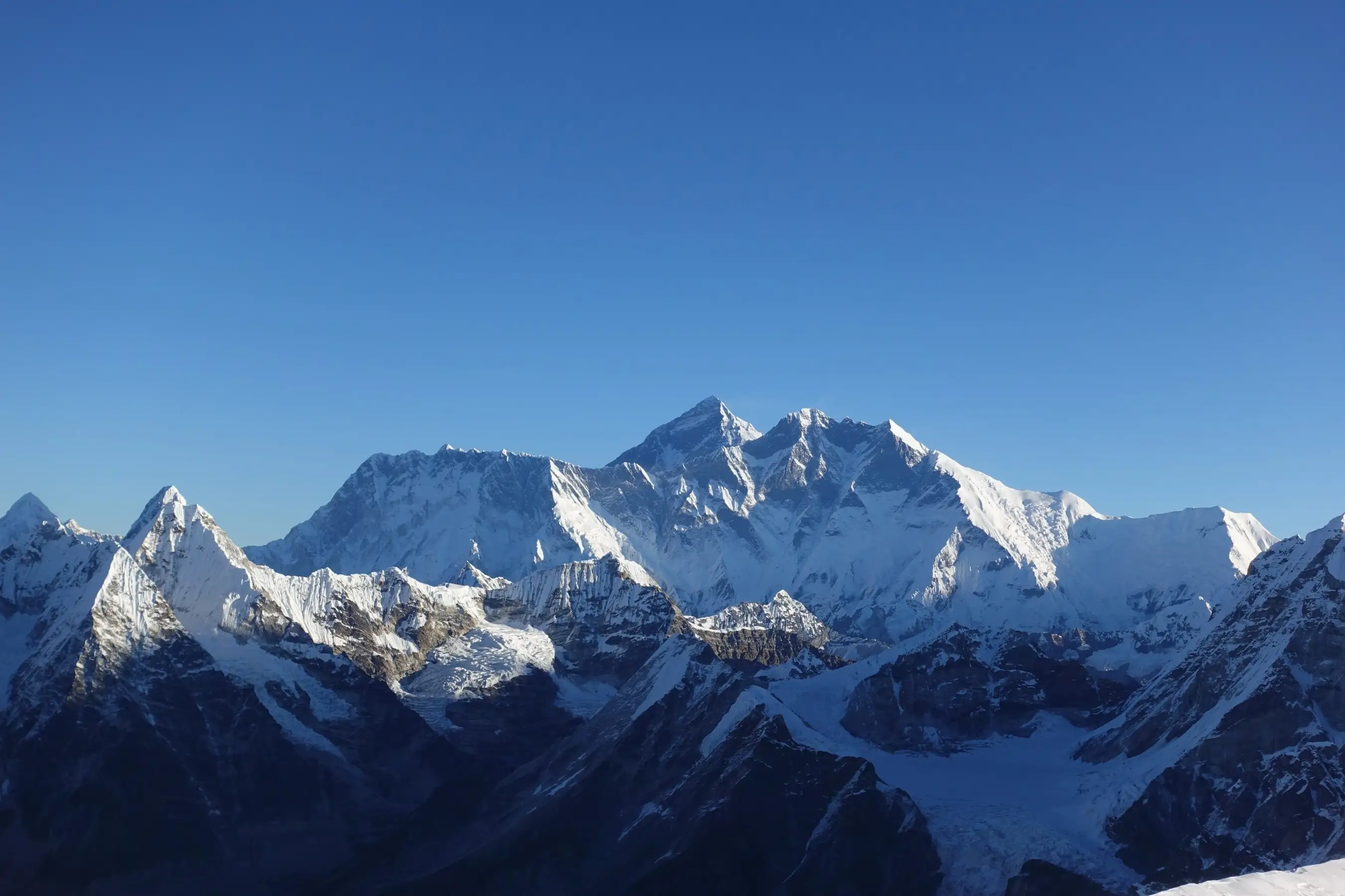 Adventure Consultants expedition photo 4
