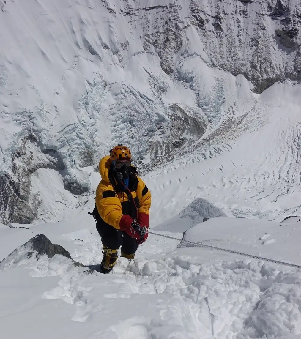 Adventure Consultants expedition photo 3