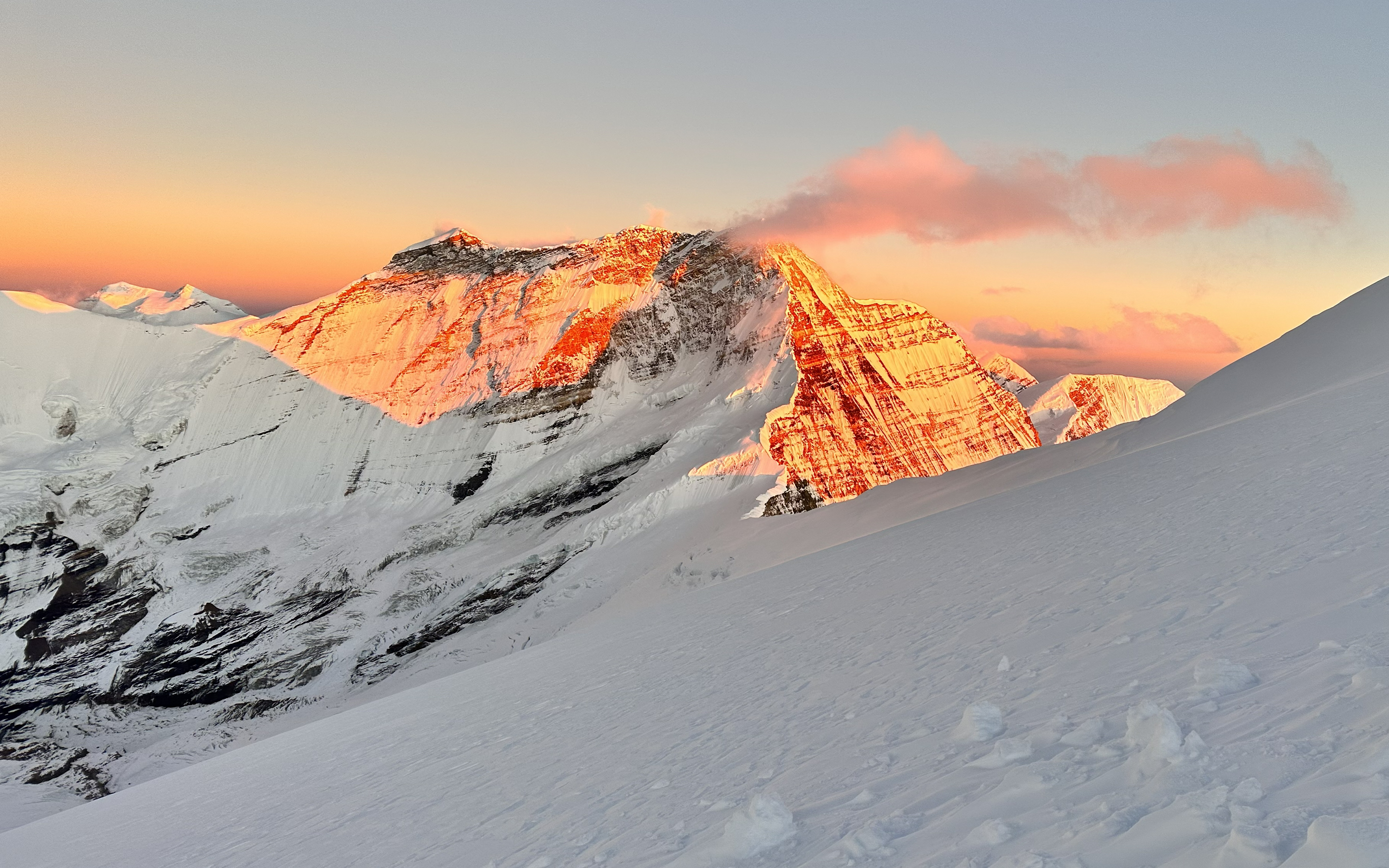 Sunset from the slpoes of Putha Hiunchuli glows orange