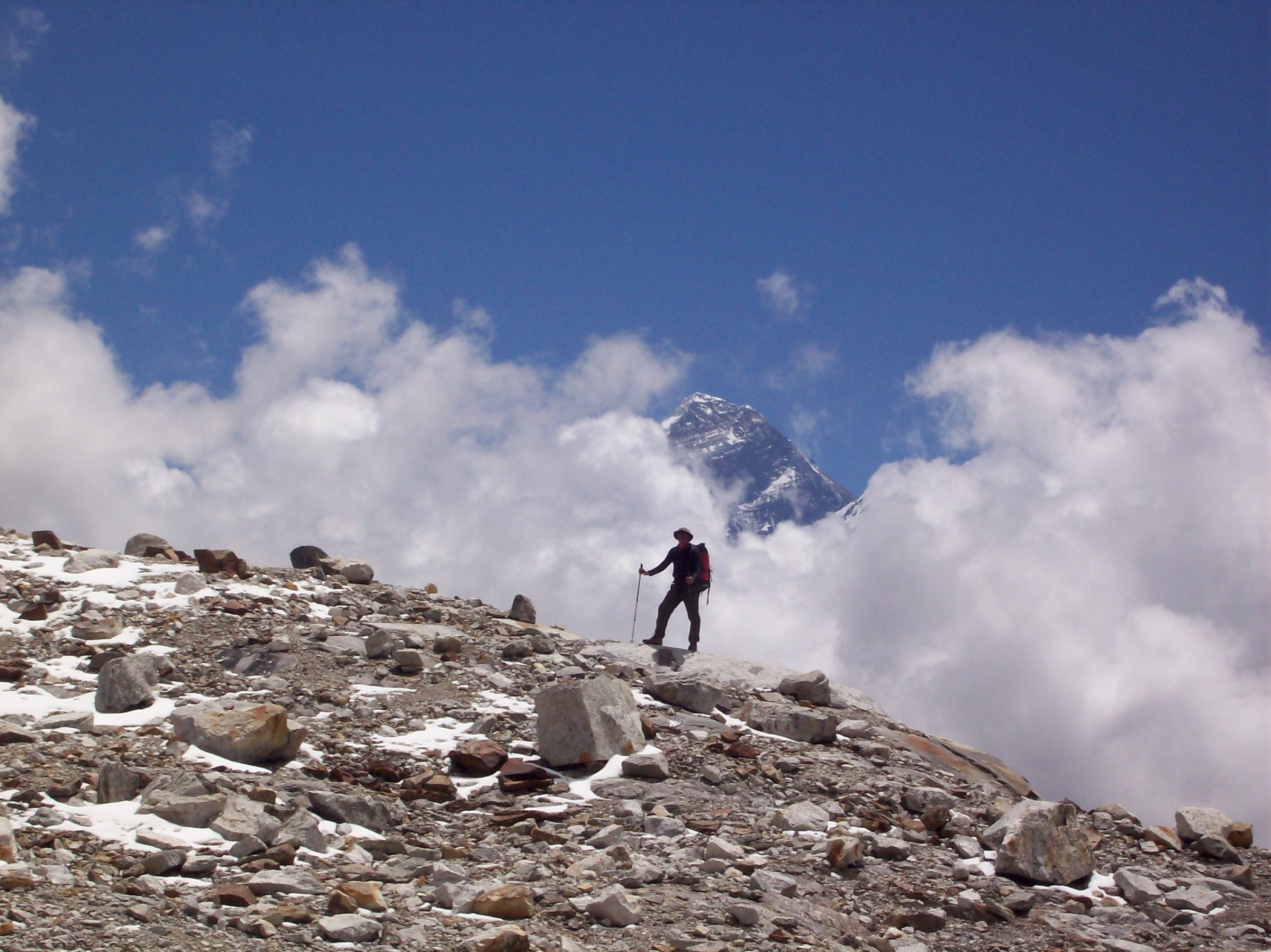Gokyo Ri view to Everest in the clouds