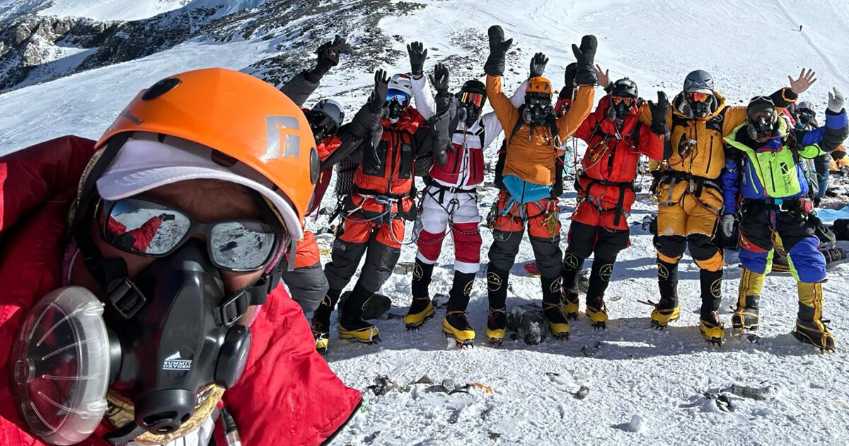 Adventure Consultants | Everest Summit Success!