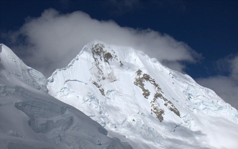 Sitting adjacent to Alpamayo is the stunning snow covered Quitaraju