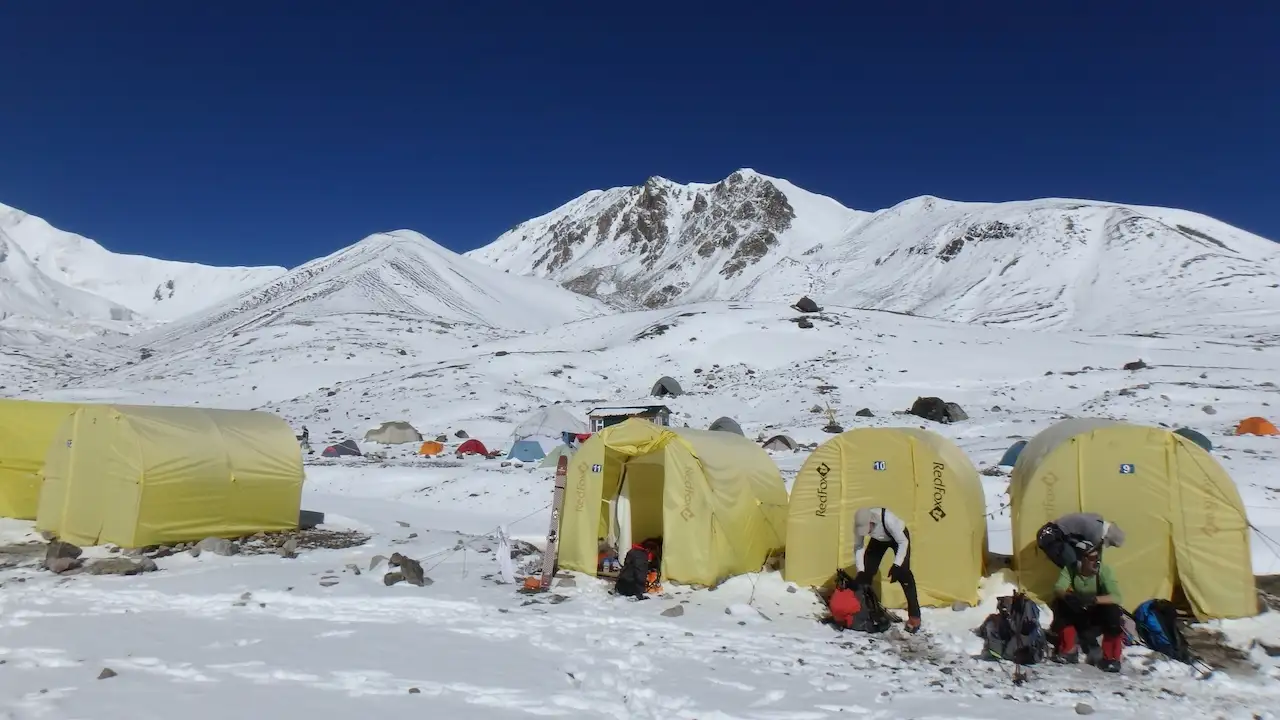 Adventure Consultants expedition photo 5